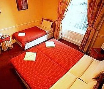 Lyndon Guesthouse Dublin Exterior photo